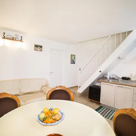 Euripides House Apartment