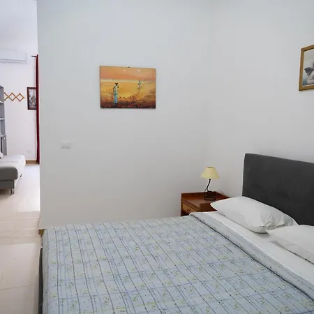 アパート Gentile's *